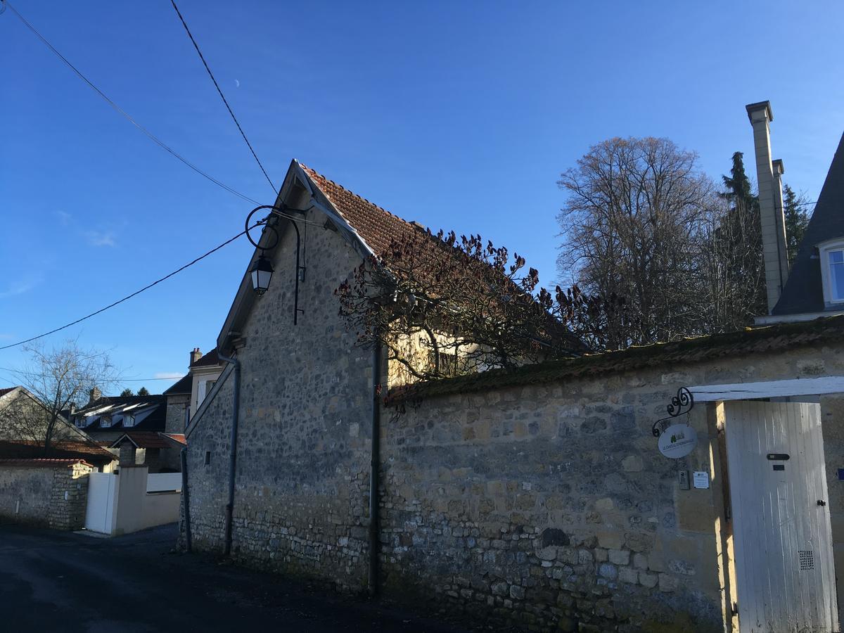 Le Château d'Hermonville B&B / Chambres d'hôtes Exterior foto